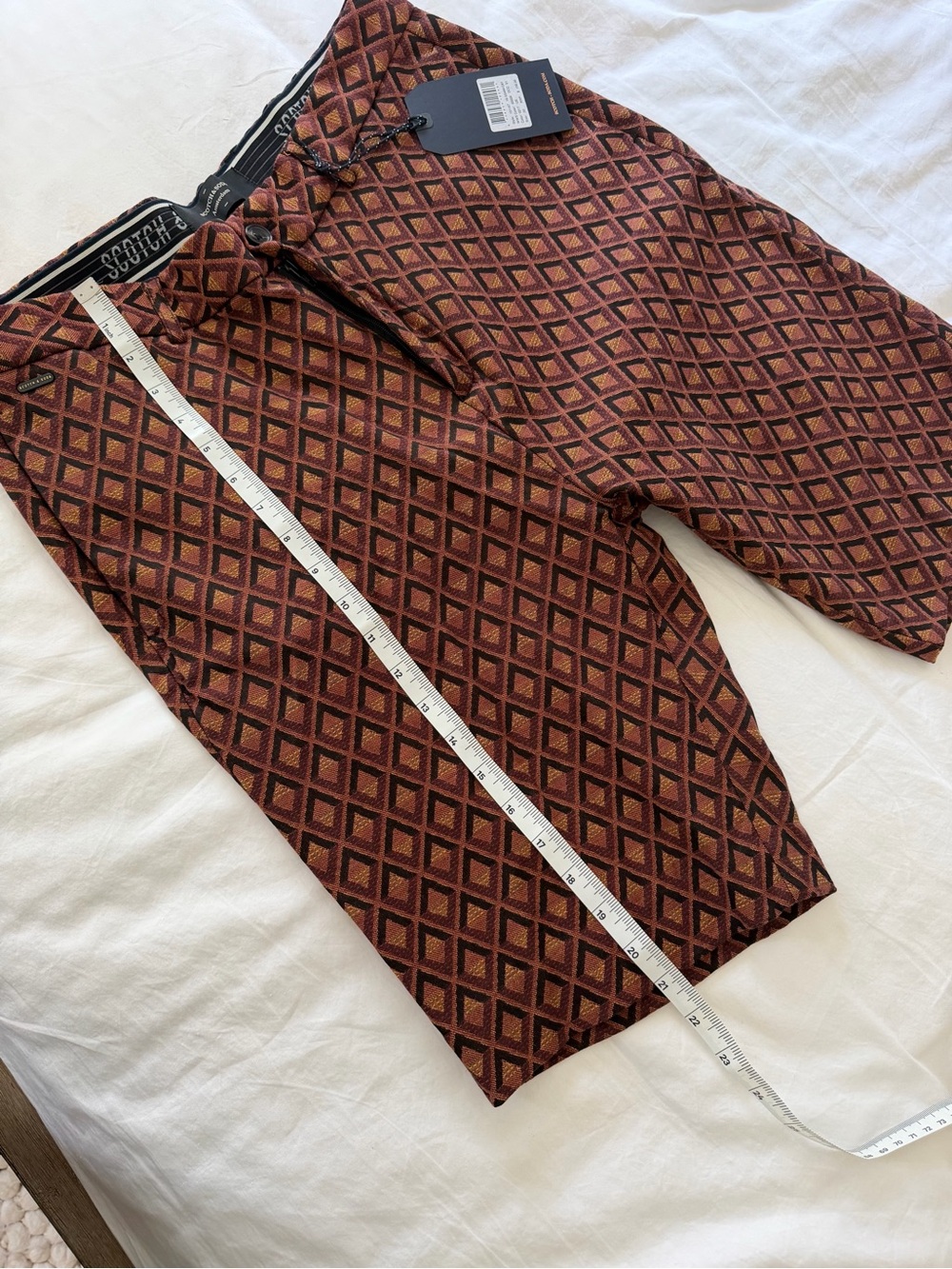 Scotch & Soda Diamond-Pattern Shorts in Rust and Gold - Picture 5 of 8
